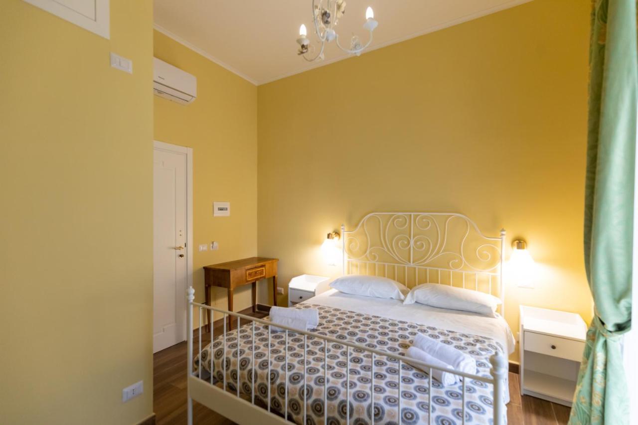 Apartment Palazzo Del Principe San Severo 3 Bedrooms & Terrace! *