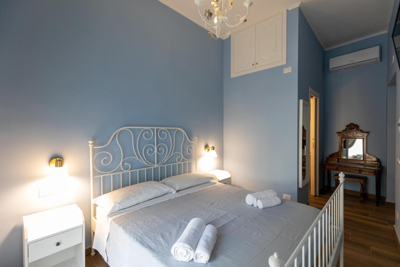 Palazzo Del Principe San Severo 3 Bedrooms & Terrace! * Naples