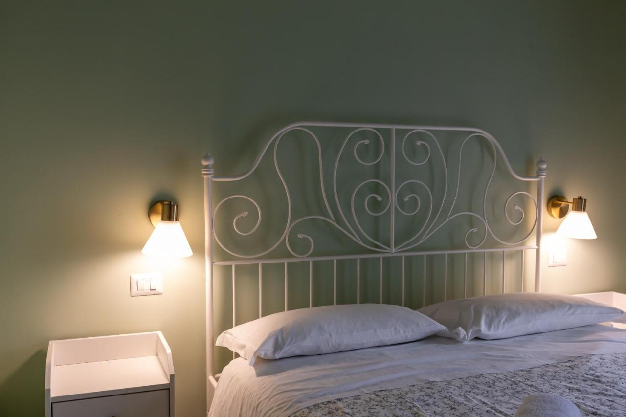 Apartment Palazzo Del Principe San Severo 3 Bedrooms & Terrace! Naples